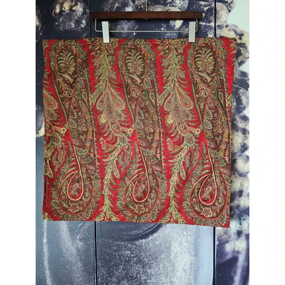 Pottery Barn Red Paisley Cotton Linen 24x24 Pillow Covers Set of 2